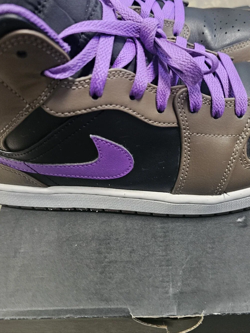 Nike Air Jordan 1 Mid